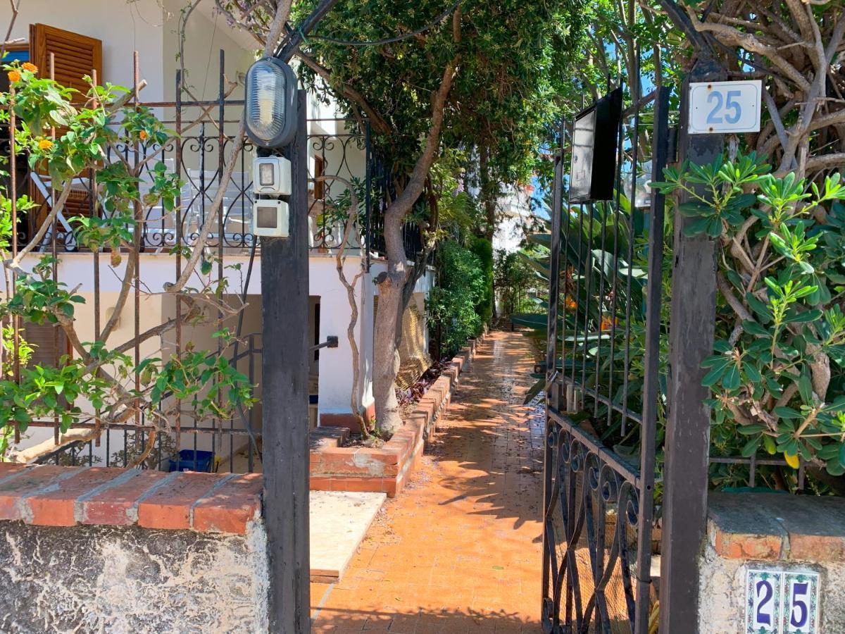 Villa Falcone Borsellino Palermo Exteriör bild